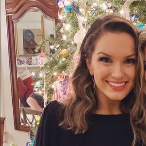 Meet your Posher, Brooke